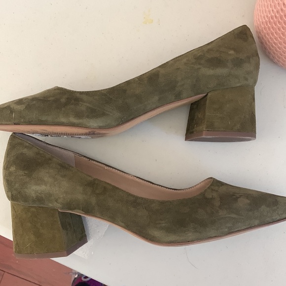 Franco Sarto ‘Callan’ Pointed Toe Pump green suede leather EUC - Picture 12 of 16